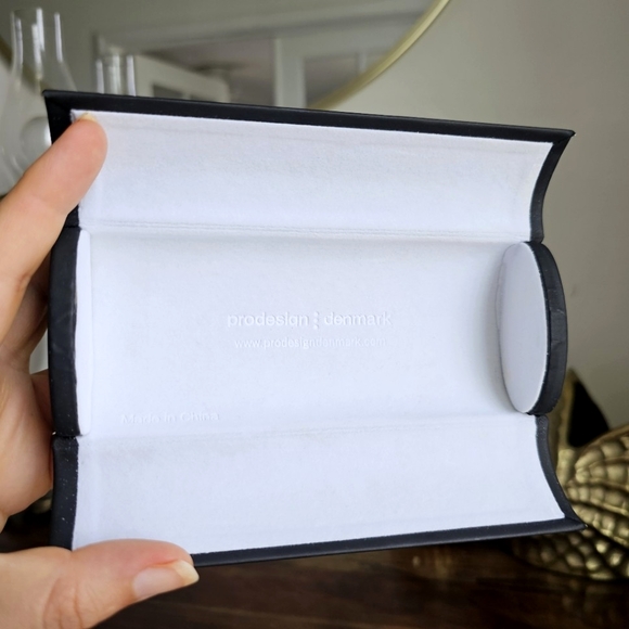 Original Prodesign Denmark Eyeglasses Black Hard Flip Top Case - Picture 2 of 9